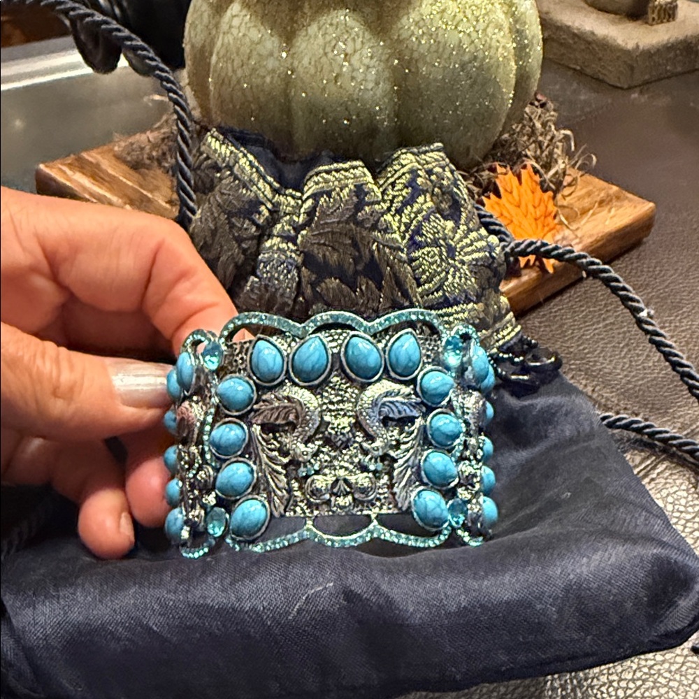 Vintage Turquoise Beaded Bracelet